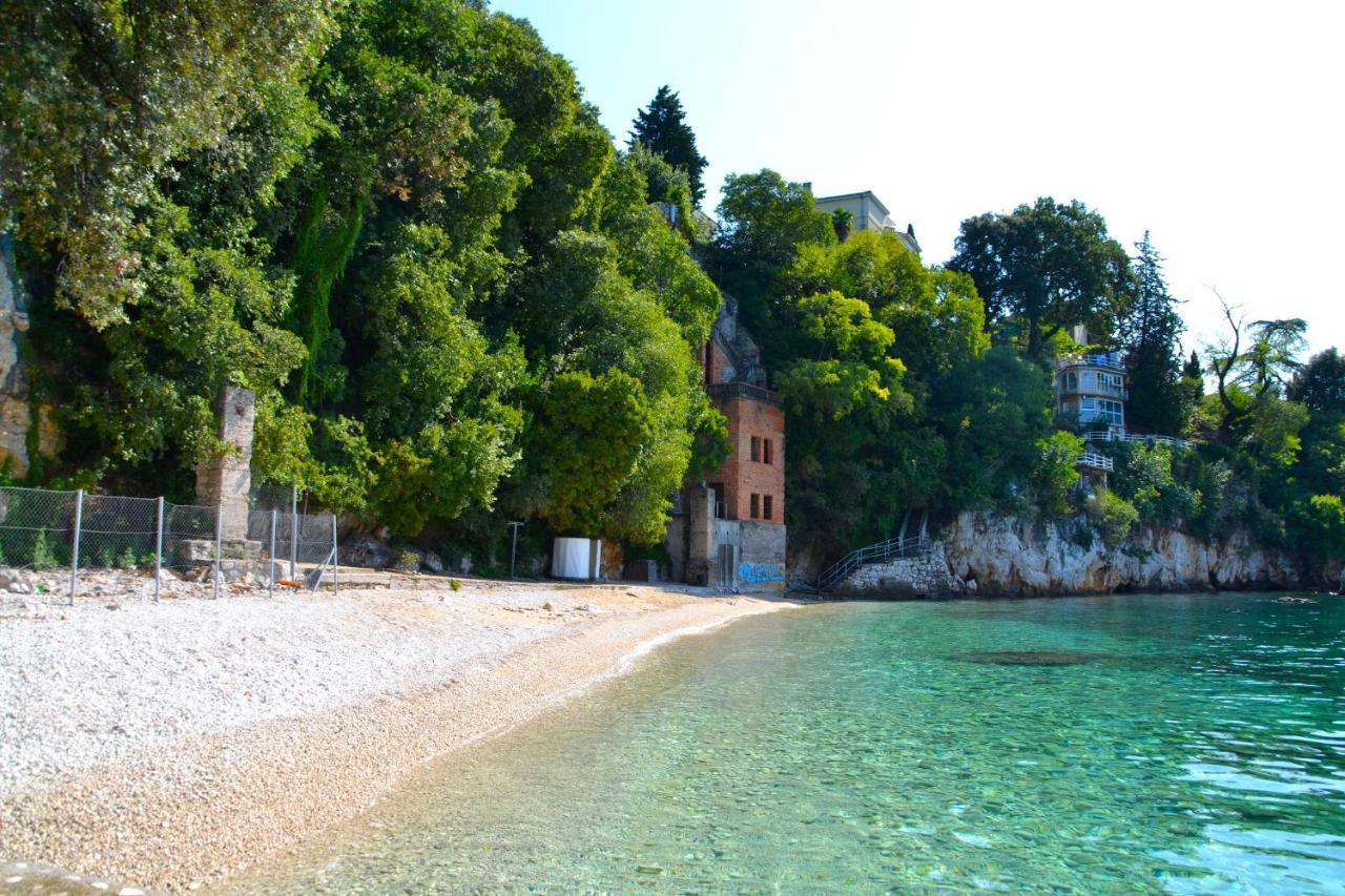Apartment Antonija With Seaview Rijeka Luaran gambar