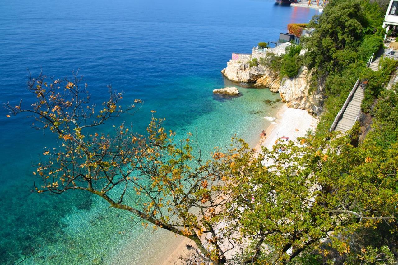 Apartment Antonija With Seaview Rijeka Luaran gambar