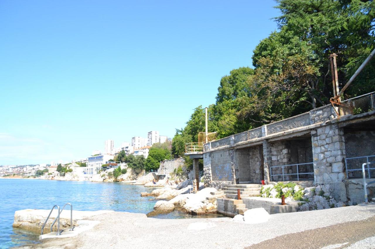 Apartment Antonija With Seaview Rijeka Luaran gambar